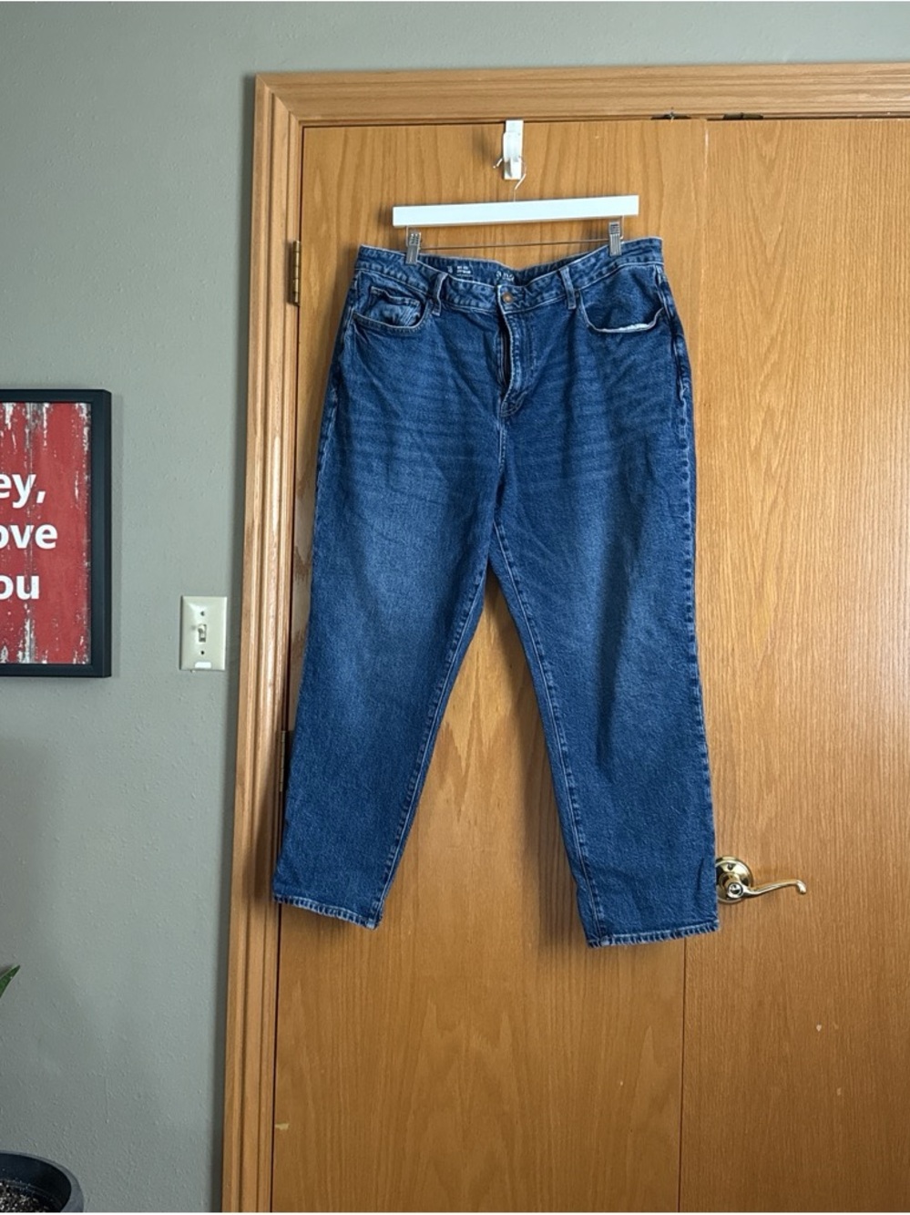 Classic women’s Blue Straight-Leg Jeans